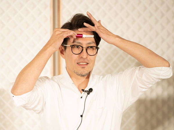 顔のうぶ毛処理ってどうしてる 自宅でできる顔剃り方法を理容師が伝授 Cheer Up Groomen